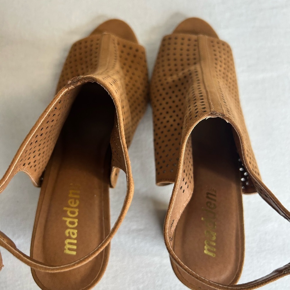 Madden Tan Perforated Peep-Toe Block Heels 9 - Picture 7 of 7
